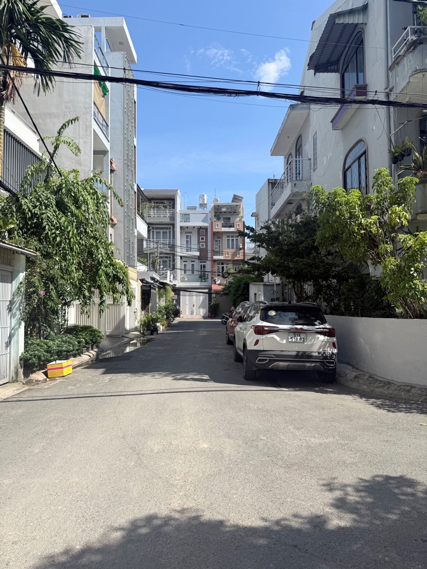 Nhà hẻm xe hơi tránh ngay cổng Ga T3 sân bay Tân Sơn Nhất