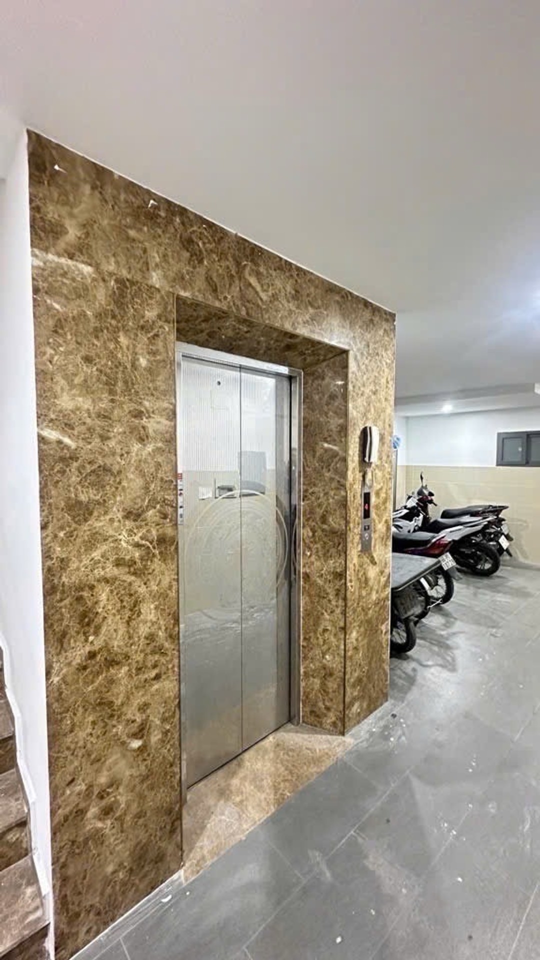 Bán nhà mặt phố 7 tầng, mặt tiền 5m tại phường Bình Hưng Hòa A, Bình Tân