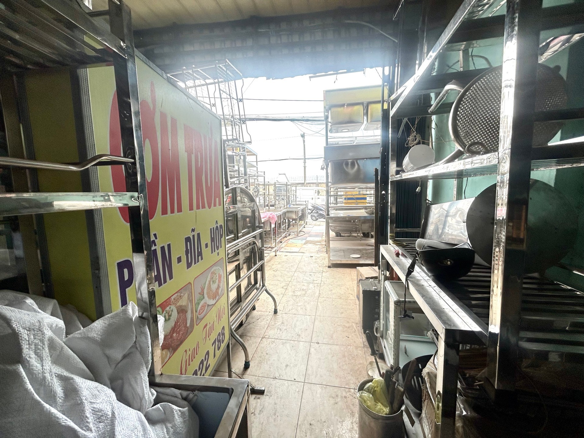 Bán nhà mặt phố 2 tầng 56m2 tại Phường Tân Bình, giá 8 tỷ