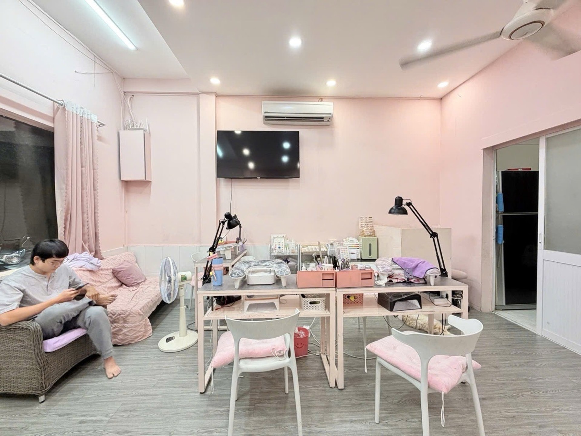 Bán nhà nhỏ 2 tầng tiện kinh doanh tại quận Phú Nhuận