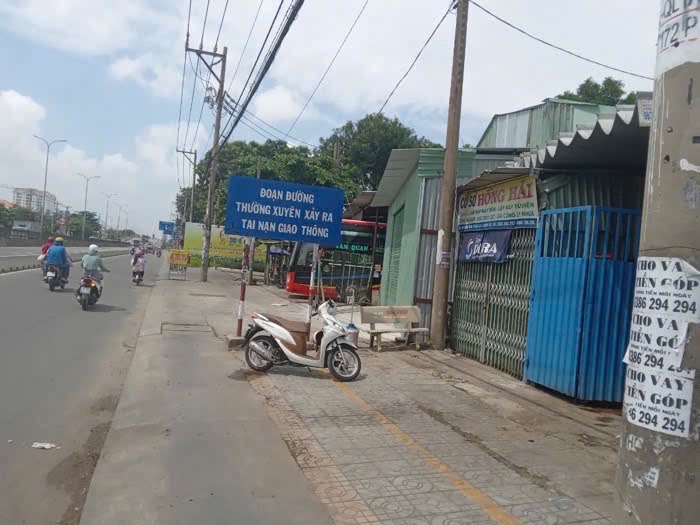 Bán nhà mặt phố Quốc Lộ 1A, Bình Tân, diện tích lớn mặt tiền rộng