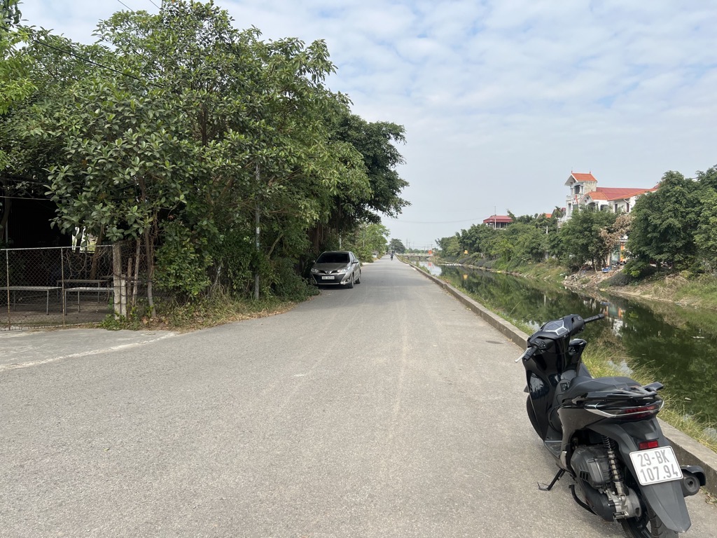 Bán đất 122.7m² mặt ngõ ô tô ở Dương Quang giá 6.3 tỷ
