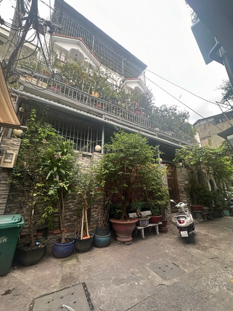 Nhà phố rộng mặt tiền lớn, thu nhập ổn định tại Hồ Đắc Di