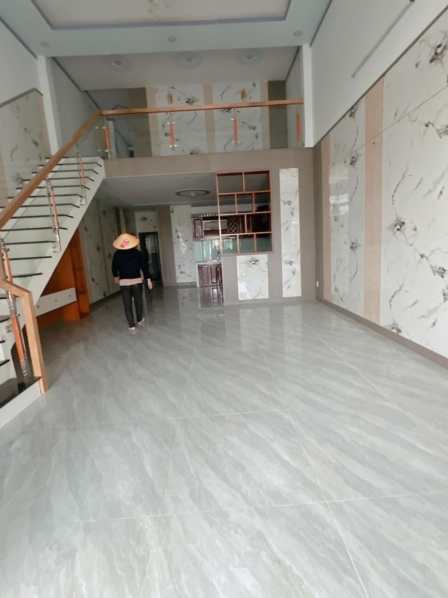 Bán nhà mặt phố 2 tầng 123m2, 3 phòng ngủ, Dĩ An, TP HCM