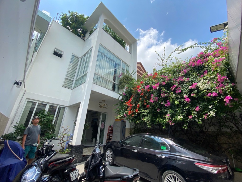 Nhà Mặt Phố VIP Tân Bình - Biệt Thự Đẳng Cấp 3 Tầng