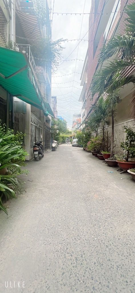 Nhà 5 tầng hẻm xe tải sát công viên Lê Thị Riêng, giá cực tốt