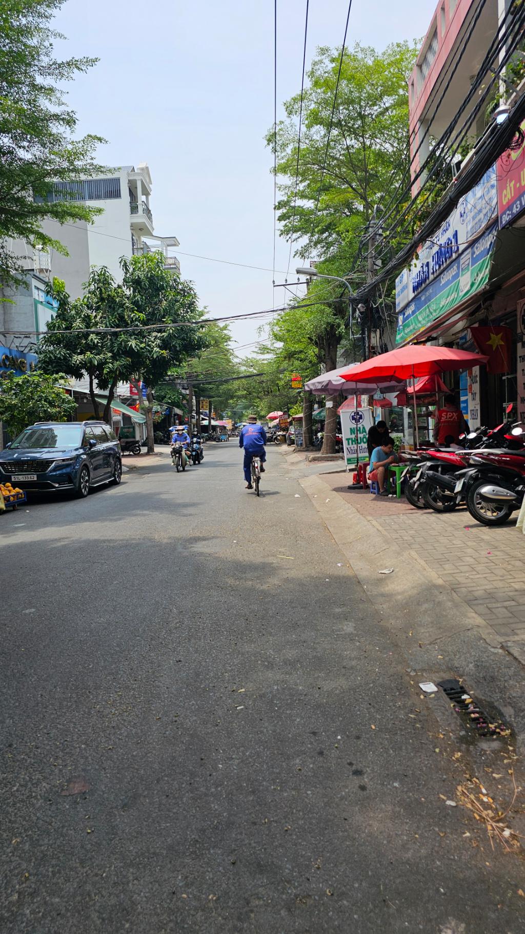 🔥 ( QUẬN 7 ) NHÀ ĐẸP NHƯ BIỆT THỰ – KẾ BÊN VINCOM NAM LONG – 5 TẦNG

💰 GIÁ 10,3 TỶ