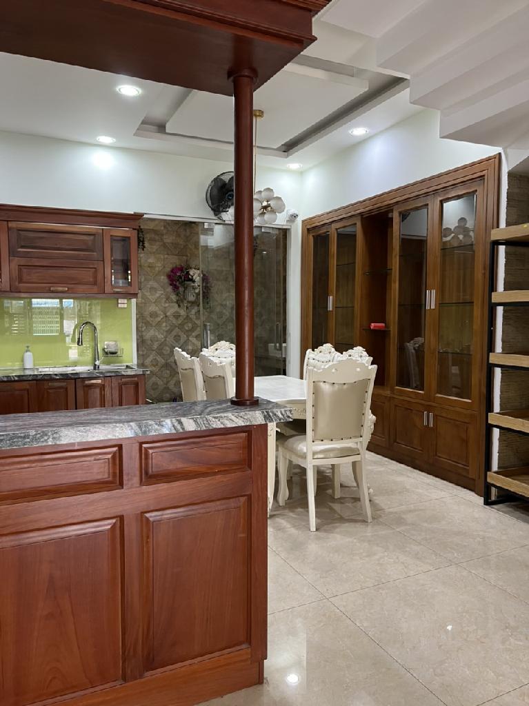 Nhà mặt phố Tân Bình, kinh doanh siêu đỉnh, tặng full nội thất