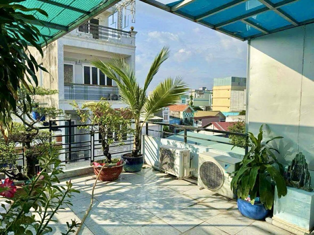 Bán nhà riêng 3 tầng tại phường Phước Long, TP Thủ Đức, diện tích 71m2, giá 6.85 tỷ
