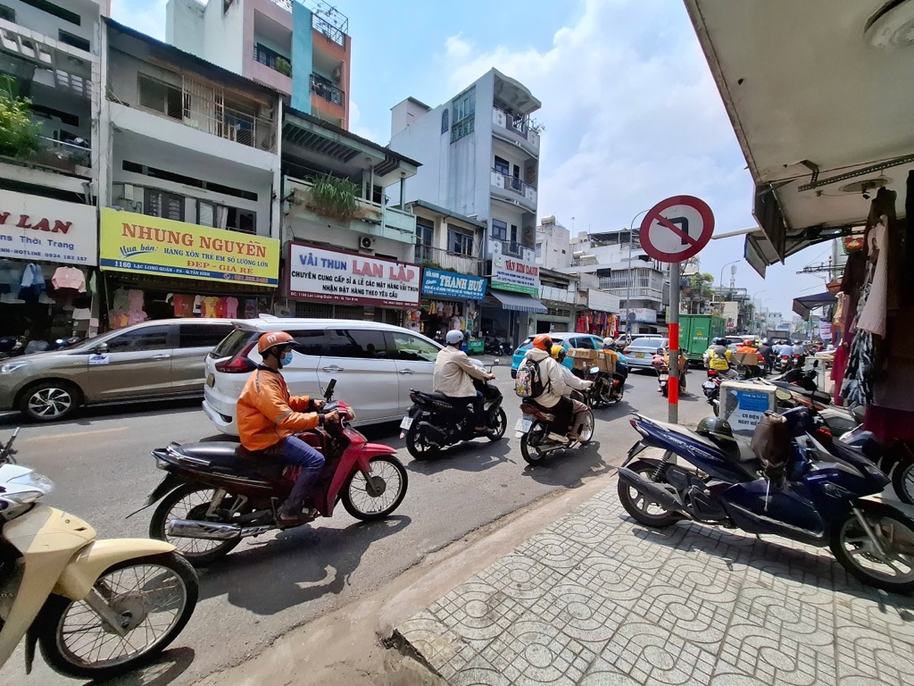 Cơ hội sở hữu nhà mặt phố kinh doanh sầm uất tại Tân Bình