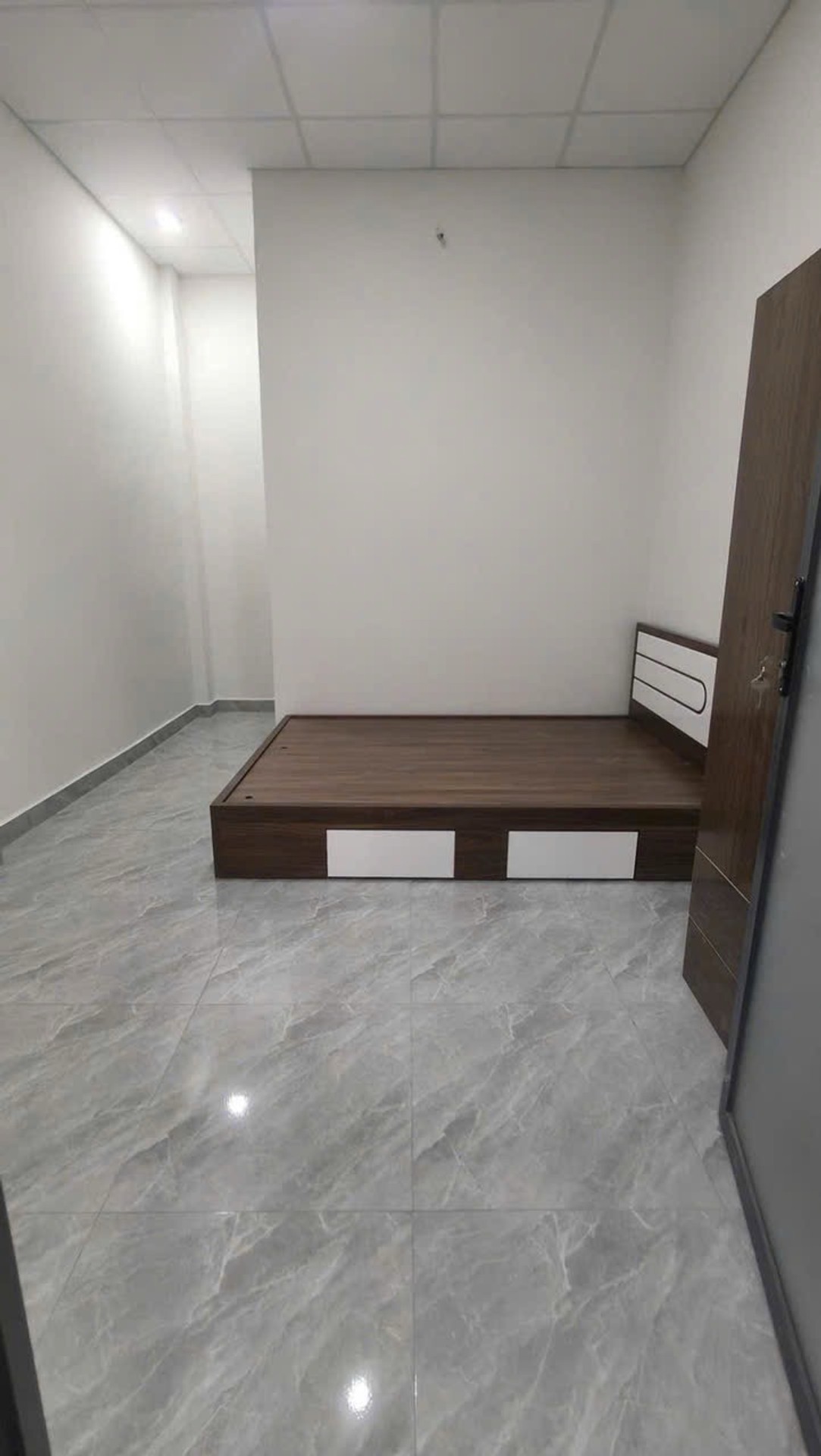 -NHÀ CẤP 4 MỚI XÂY – 89M2-3PN 2WC
Nhà mới ở liền 89m2, ngang 9 , hơn 3 tỷ có shr