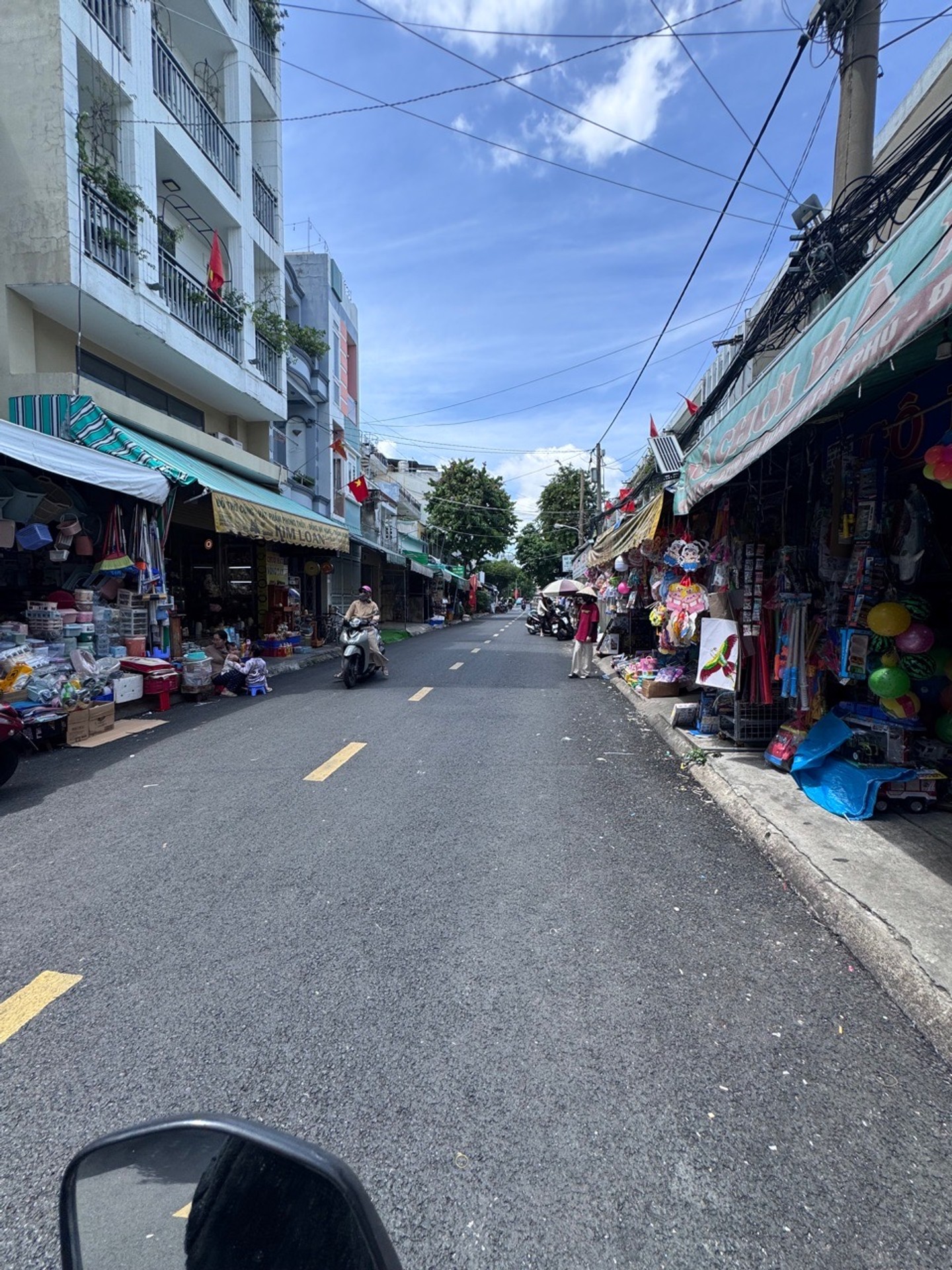 Bán shophouse 23m2 mặt tiền 2.8m tại Đinh Liệt, giá 2.55 tỷ