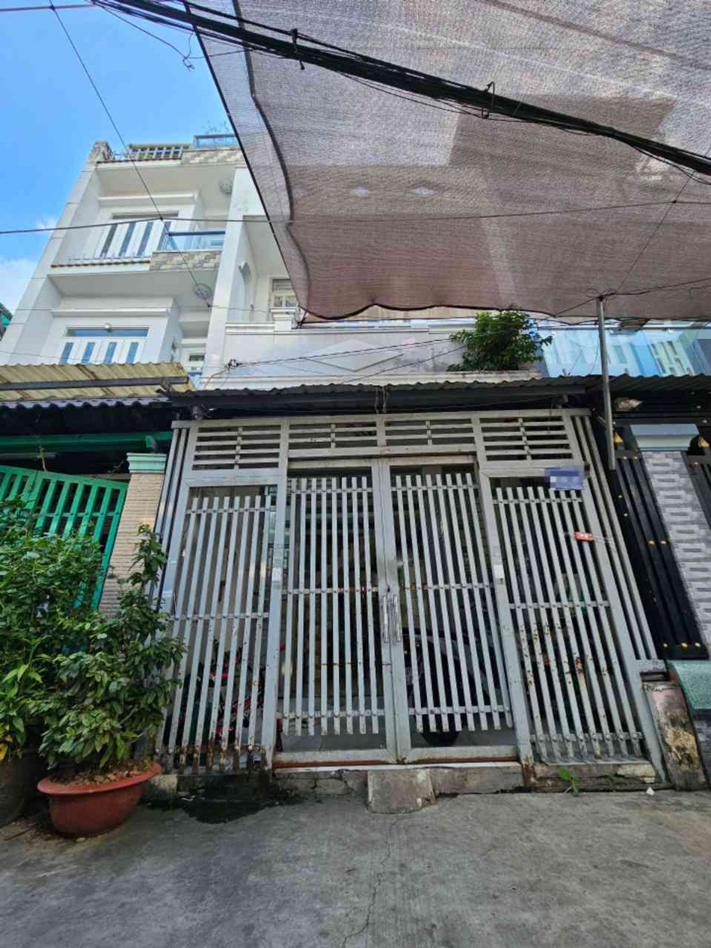 Cơ hội sở hữu nhà 2 tầng rộng 71m2 giá cực tốt tại Bình Tân