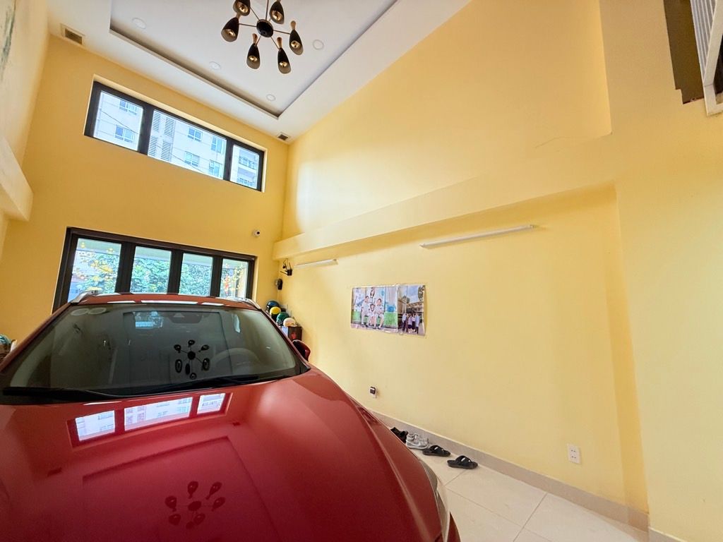 Nhà 6 tầng 82m2 hẻm rộng, đối diện chung cư Phúc Yên, Tân Bình