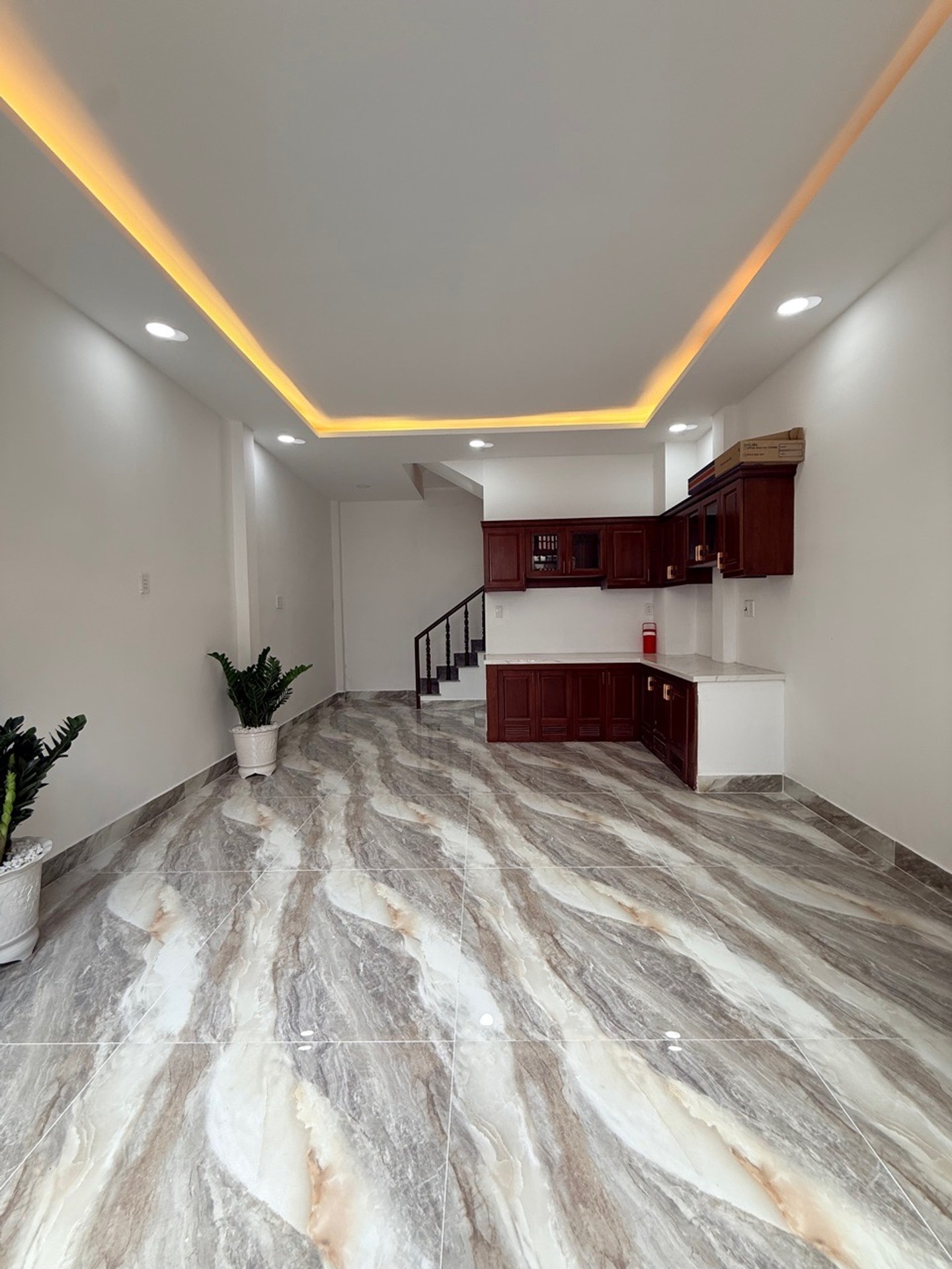 Bán nhà 4 tầng 3PN hẻm ô tô tại Tân Sơn Nhì, Tân Phú, 32m2