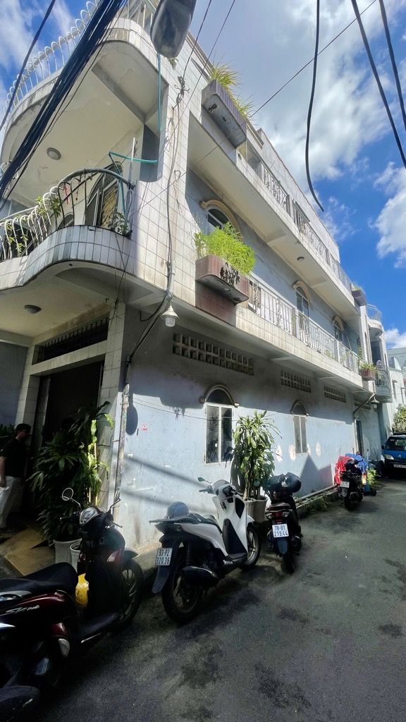Nhà đẹp trung tâm Tân Bình, hẻm ô tô, giá tốt!