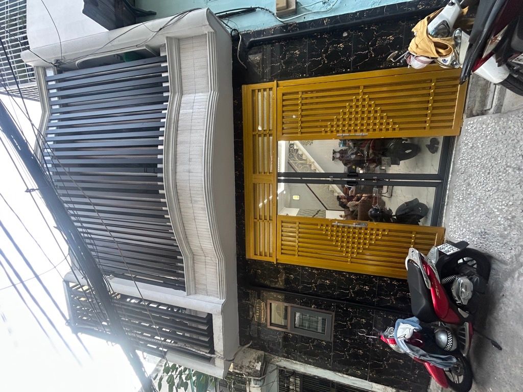 Nhà 2 Tầng Hẻm Xe Hơi Tân Bình, Rộng 39m², Giá Tốt