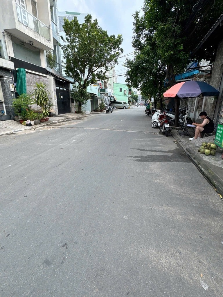 Góc siêu hiếm Tân Sơn Nhì, rộng thoáng, giá tốt