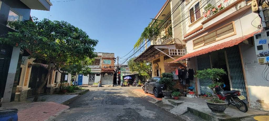 Bán dãy nhà trọ 14 phòng 2 tầng tại Bình Hòa TP HCM giá 5,5 tỷ