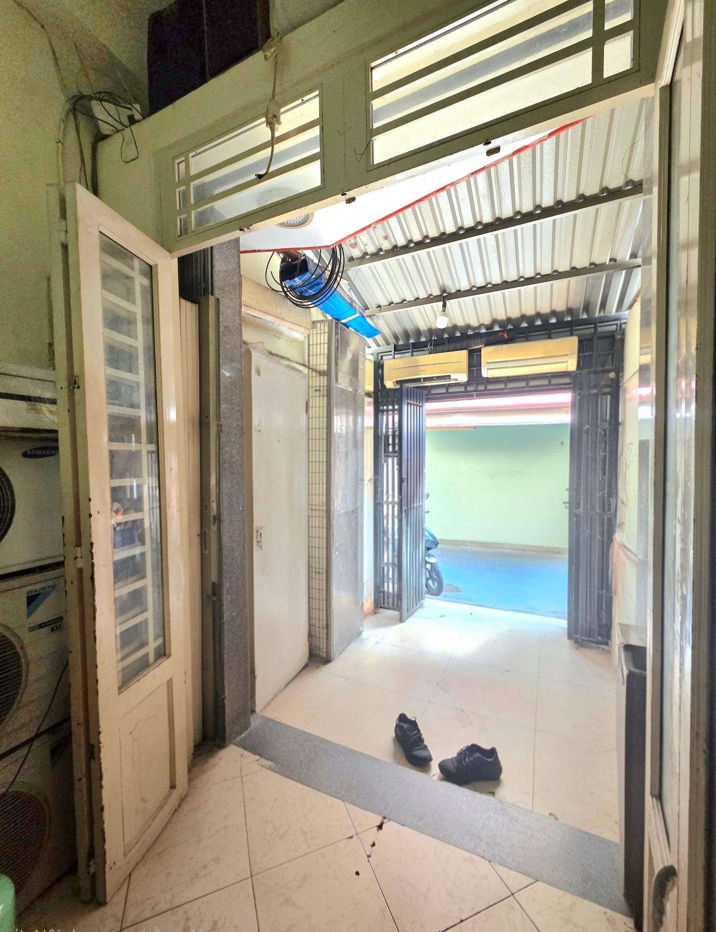 Bán nhà riêng 4 tầng tại phường Bùi Minh Trực, diện tích 41m2, phù hợp ở và kinh doanh