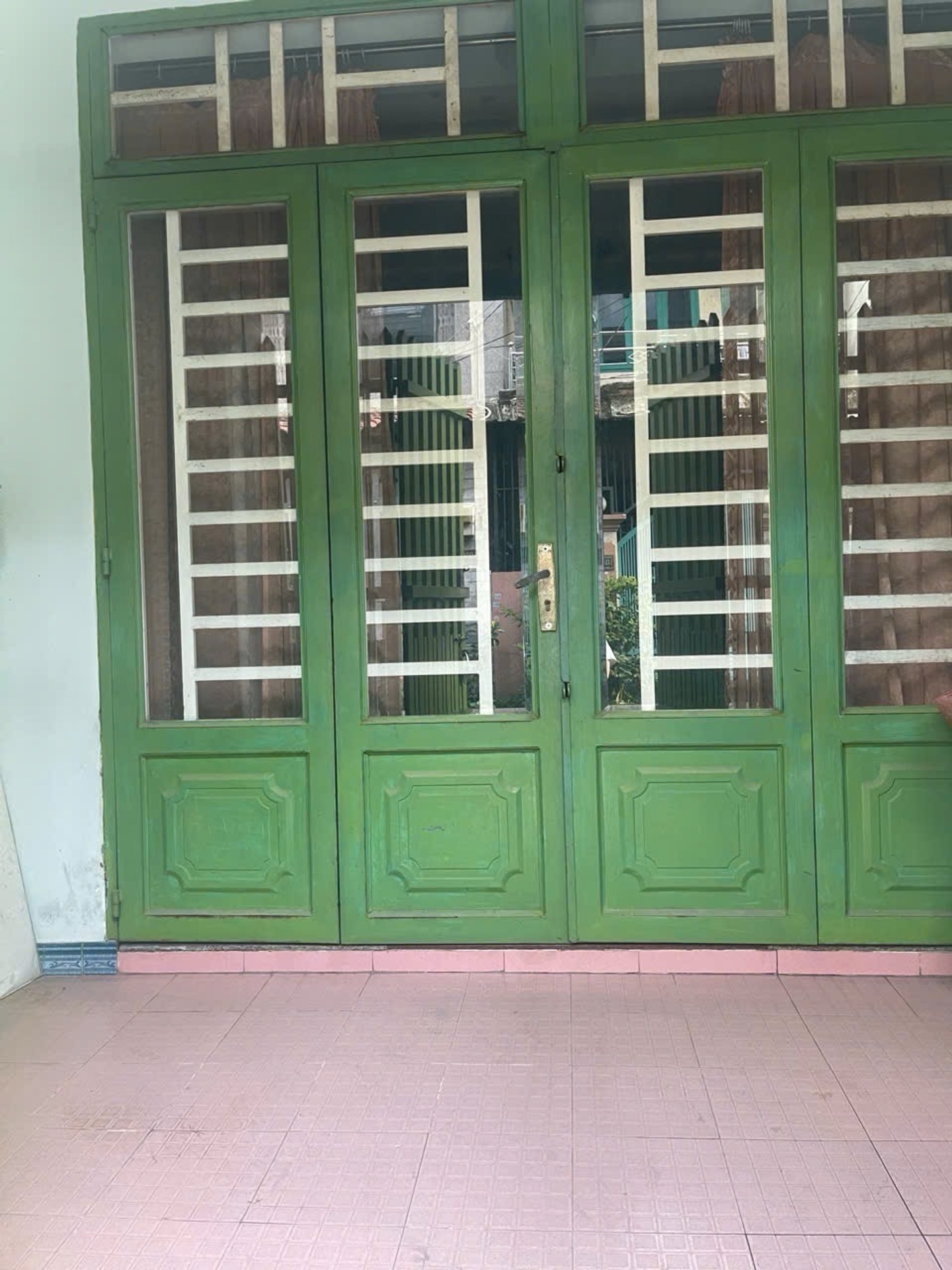 Bán nhà 2 tầng 41m2 hướng Nam, gần chợ Liên Khu 5-6