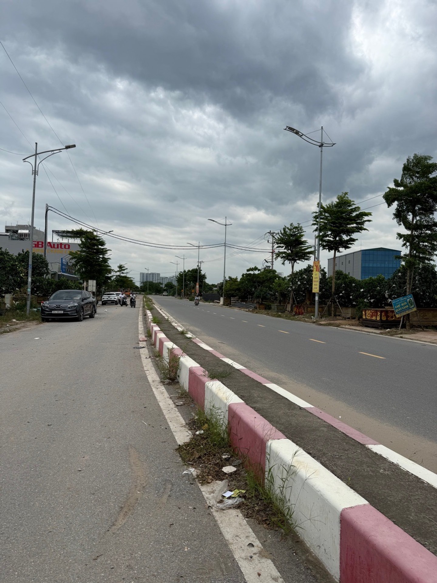 Bán đất lô góc 2 mặt tiền trung tâm Văn Giang 180m2 giá 25.5 tỷ