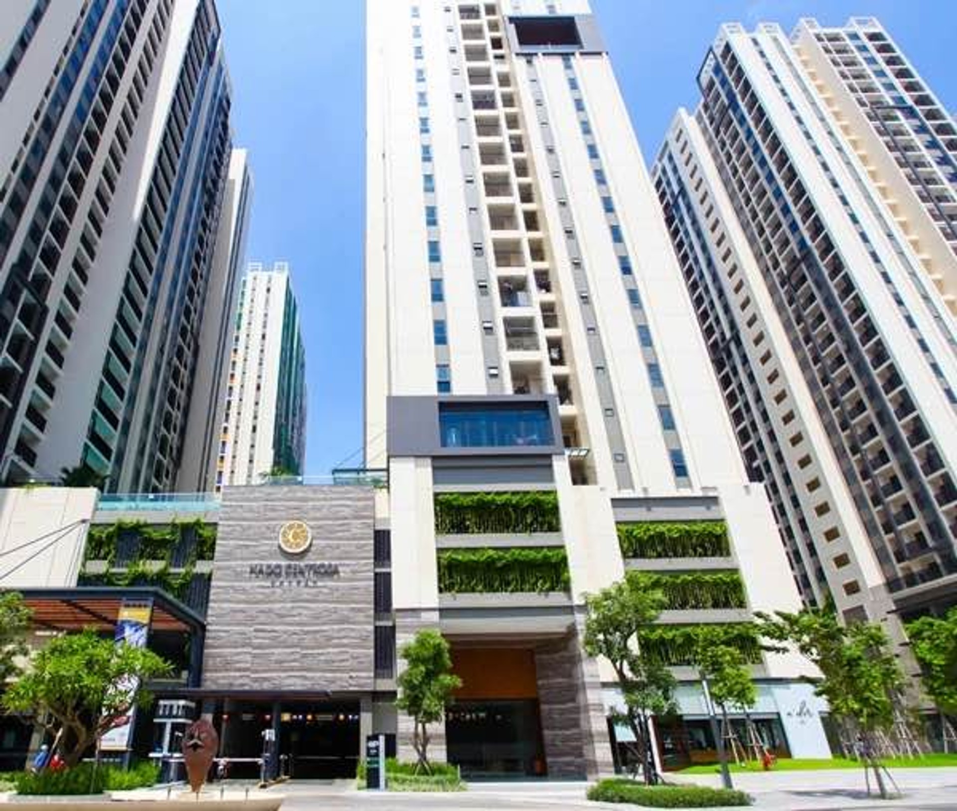 Căn hộ cao cấp 3 phòng ngủ tại Quận 10, khu Hà Đô Centrosa, diện tích 98.7m², giá 16.8 tỷ