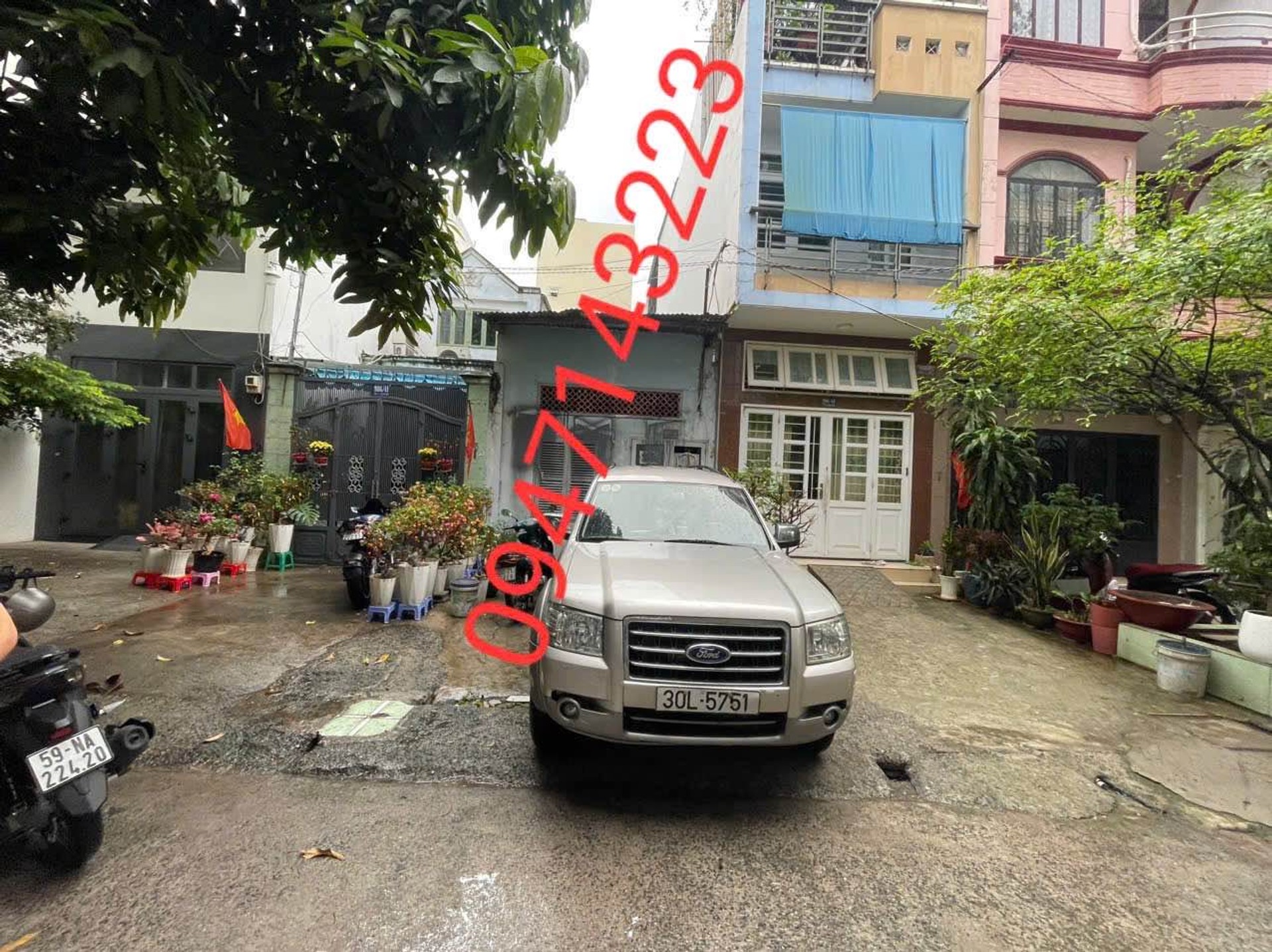 Cơ hội nhà đất hẻm xe hơi gần trung tâm - giảm ngay 200 triệu