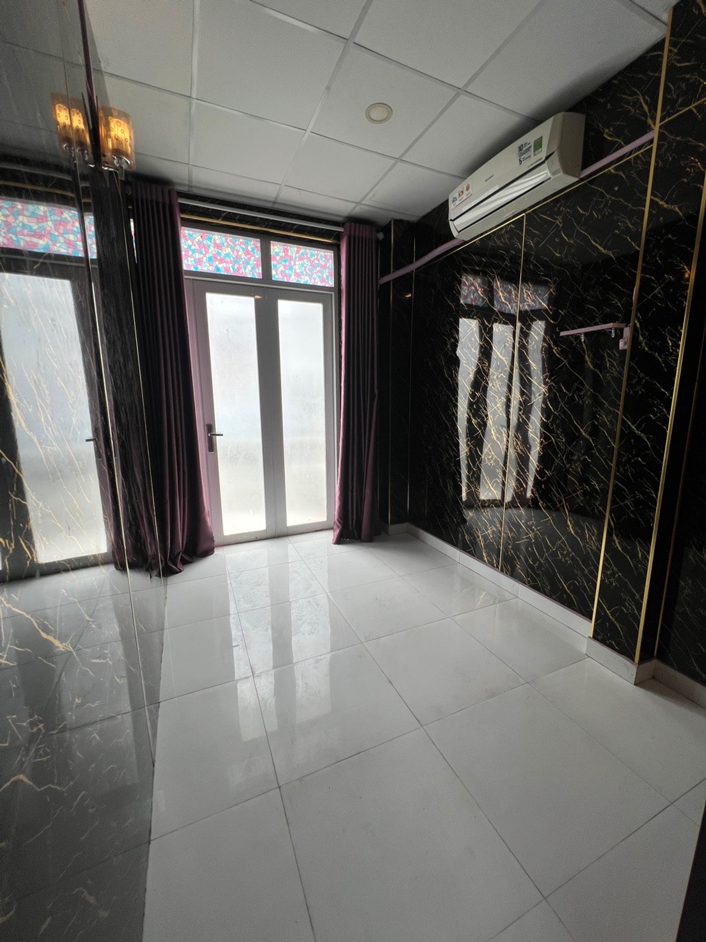 Nhà Mặt Phố Quận 11 Vừa Ở Vừa Kinh Doanh Siêu Lợi Nhuận