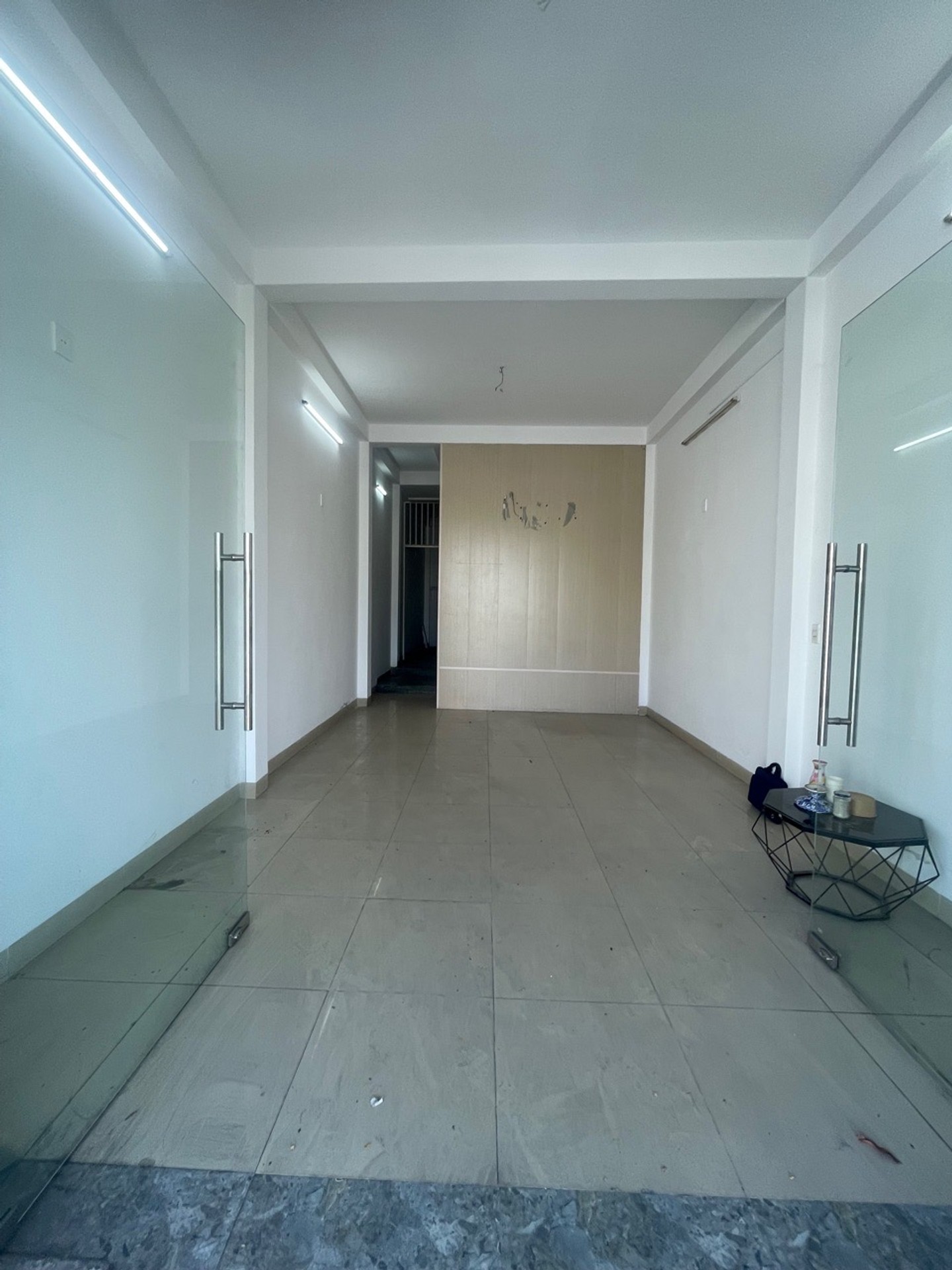 Bán nhà mặt phố Ngô Quyền, quận Sơn Trà, gần bệnh viện, diện tích 63.1m², 3 tầng, 11.2 tỷ,