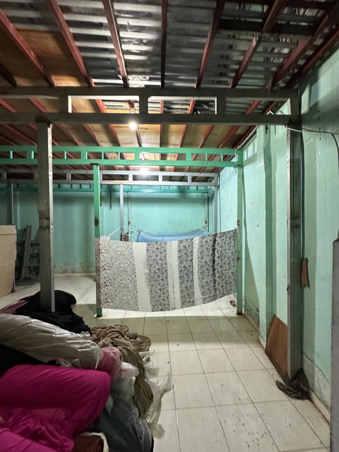Nhà nhỏ xinh, vị trí vàng ở Phú Thọ Hoà, giá siêu hợp lý