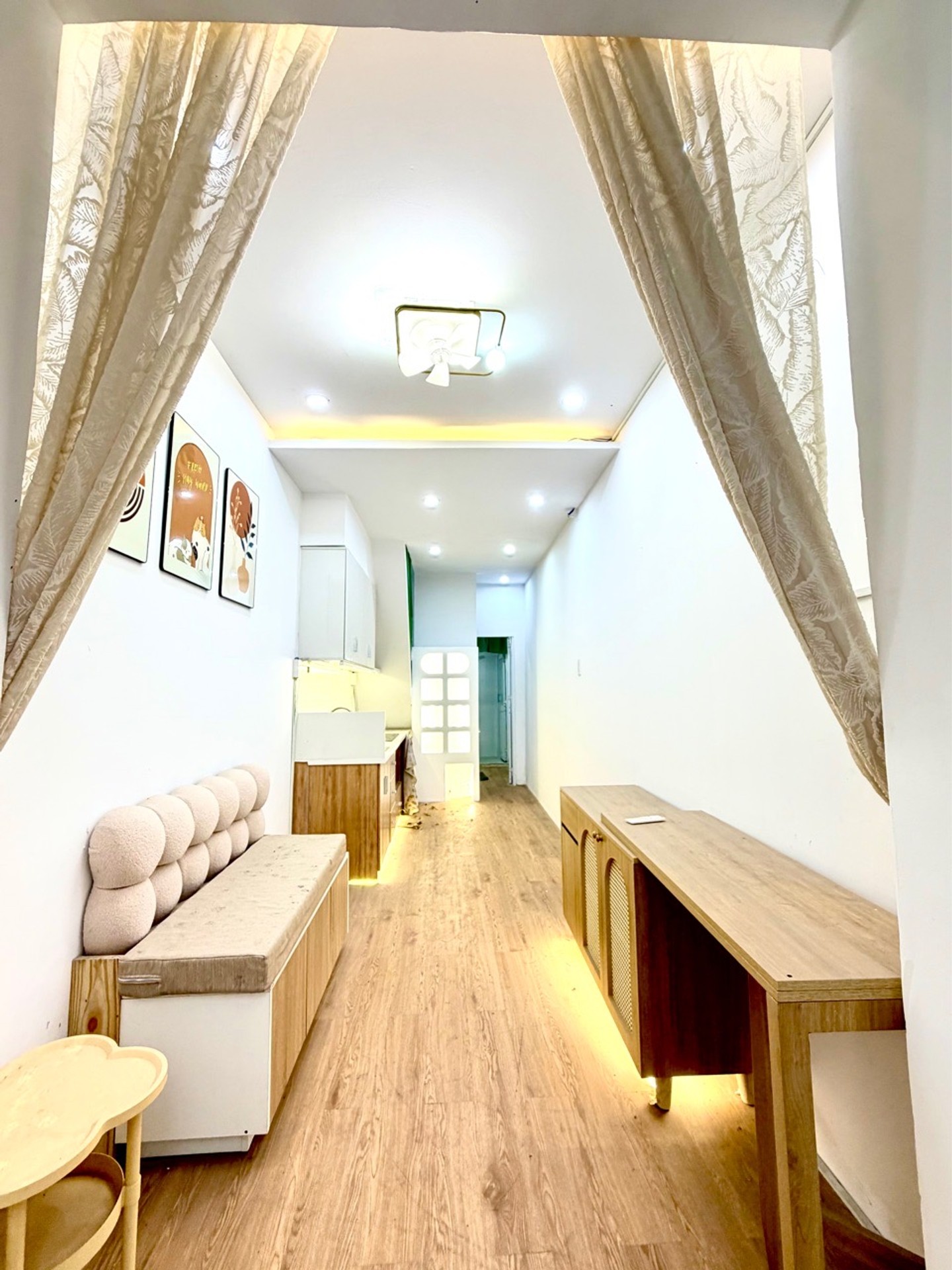 Bán nhà 2 tầng 20m2 Tân Bình gần Lý Thường Kiệt, giá 2.8 tỷ