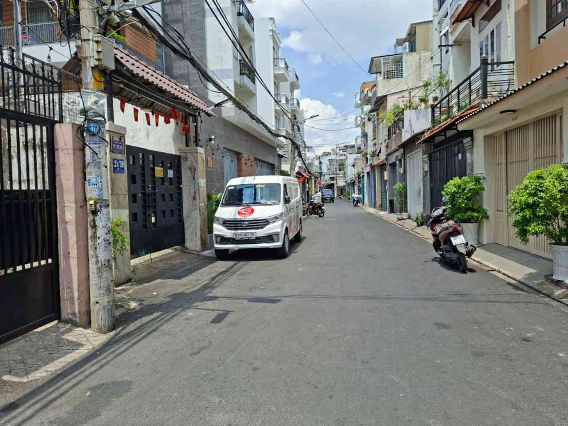 Nhà 4 tầng phố Phú Thọ Hòa, rộng thoáng, giá ưu đãi