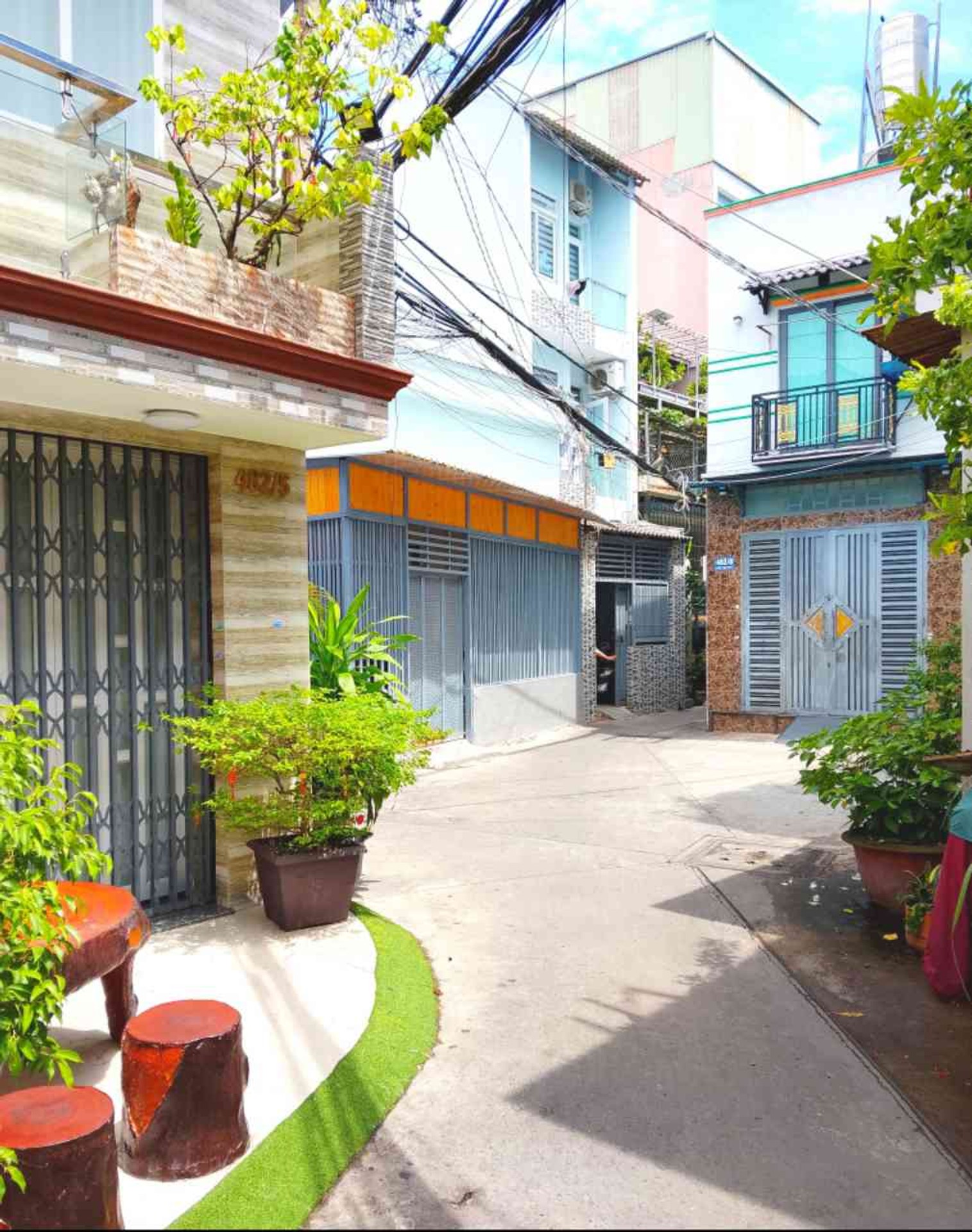 Nhà 3 tầng mặt tiền rộng tại Phú Thọ Hòa giá 4.3 tỷ