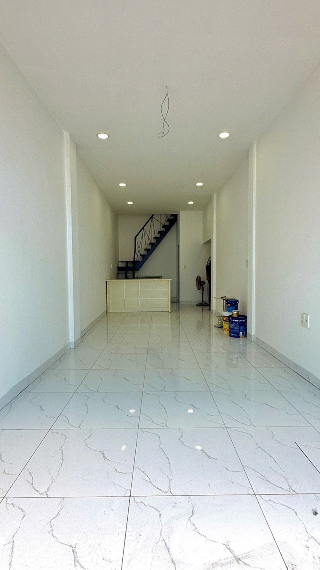 Bán nhà mặt phố Phạm Phú Thứ, Tây Bắc, diện tích 32m2, thuận tiện kinh doanh
