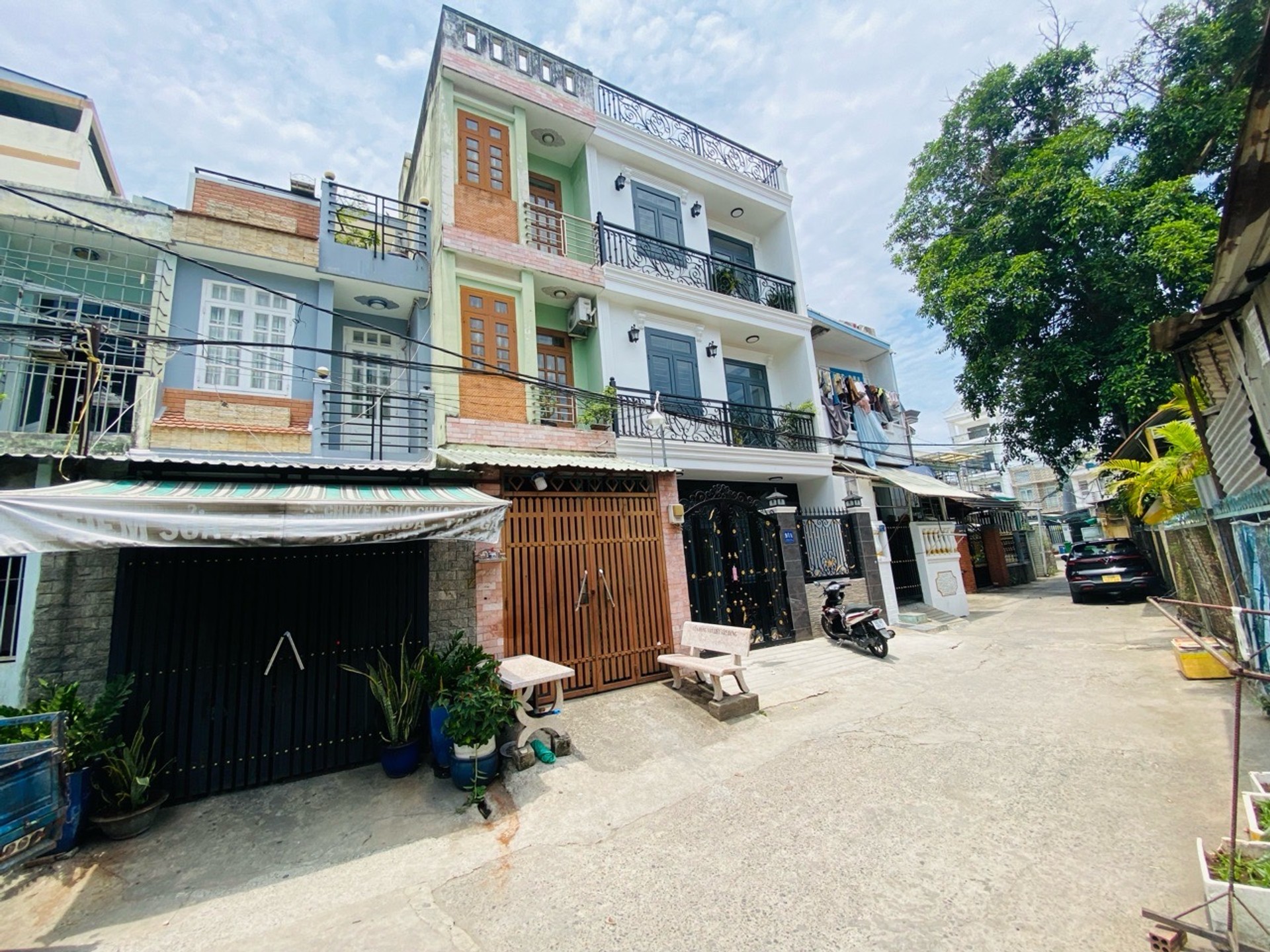 NHÀ 3 LẦU SÁT NÁCH NGUYỄN DUY TRÌNH – BÌNH TRƯNG TÂY Q2