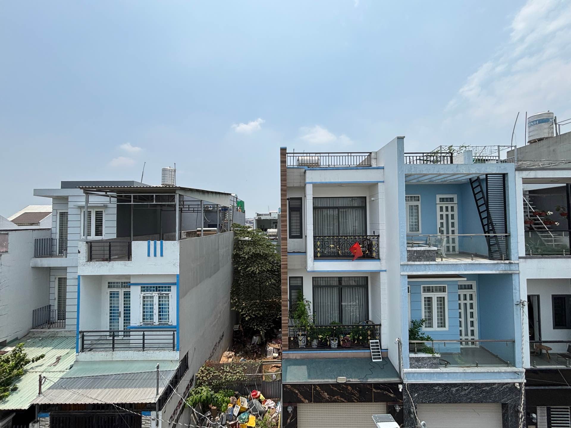 Bán nhà riêng 3 tầng tại phường Linh Xuân, diện tích 66,6m2 nhỉnh 6XT.ỷ