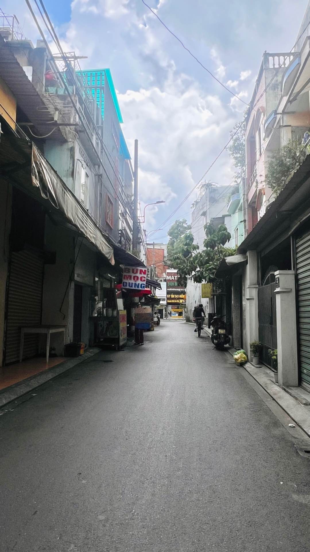 Nhà Mặt Phố Cực Đẹp Gần Ngã Tư Bảy Hiền, Giá Sốc