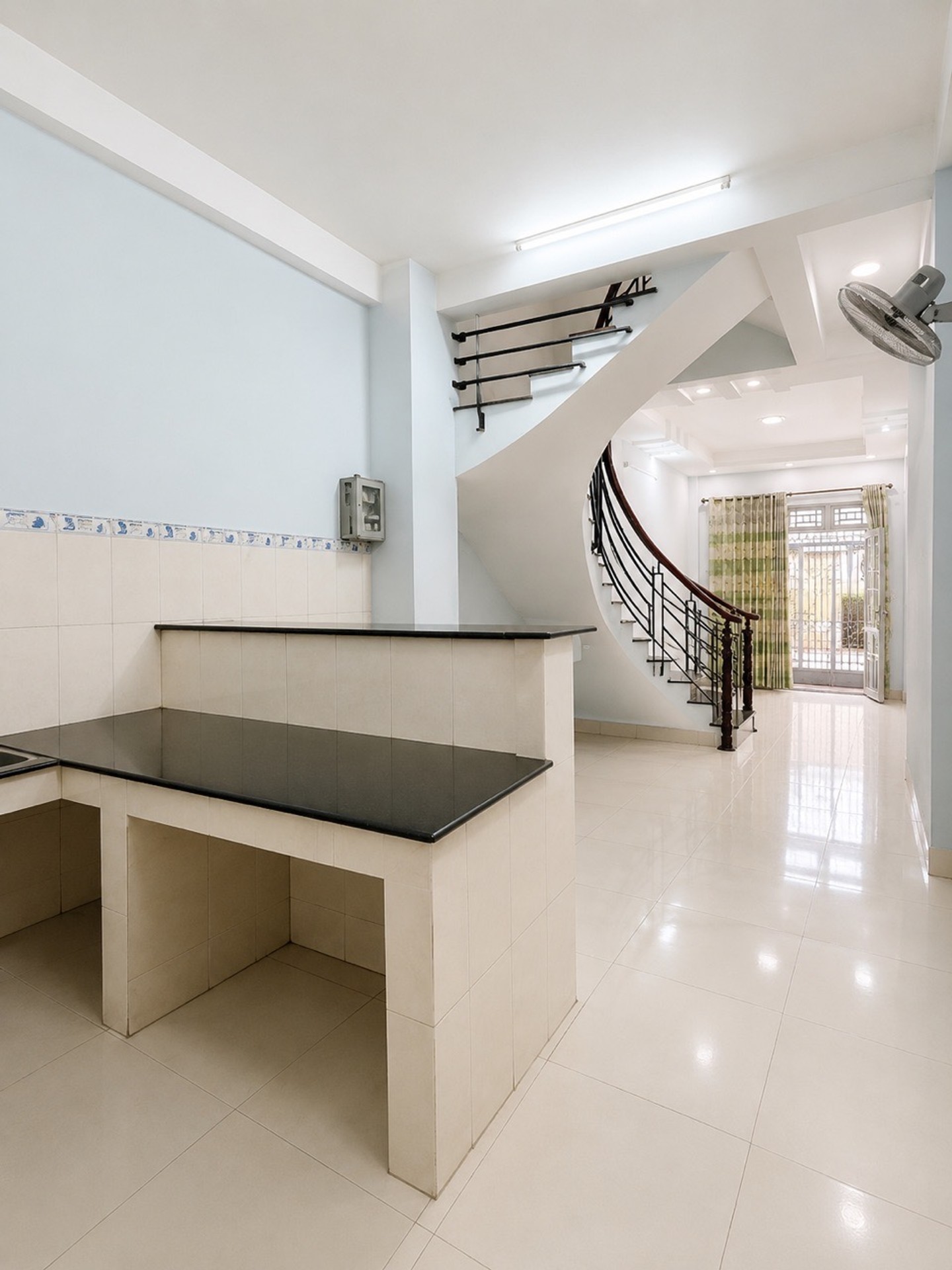 Nhà mặt phố kinh doanh trung tâm Tân Phú giá 8.8 tỷ