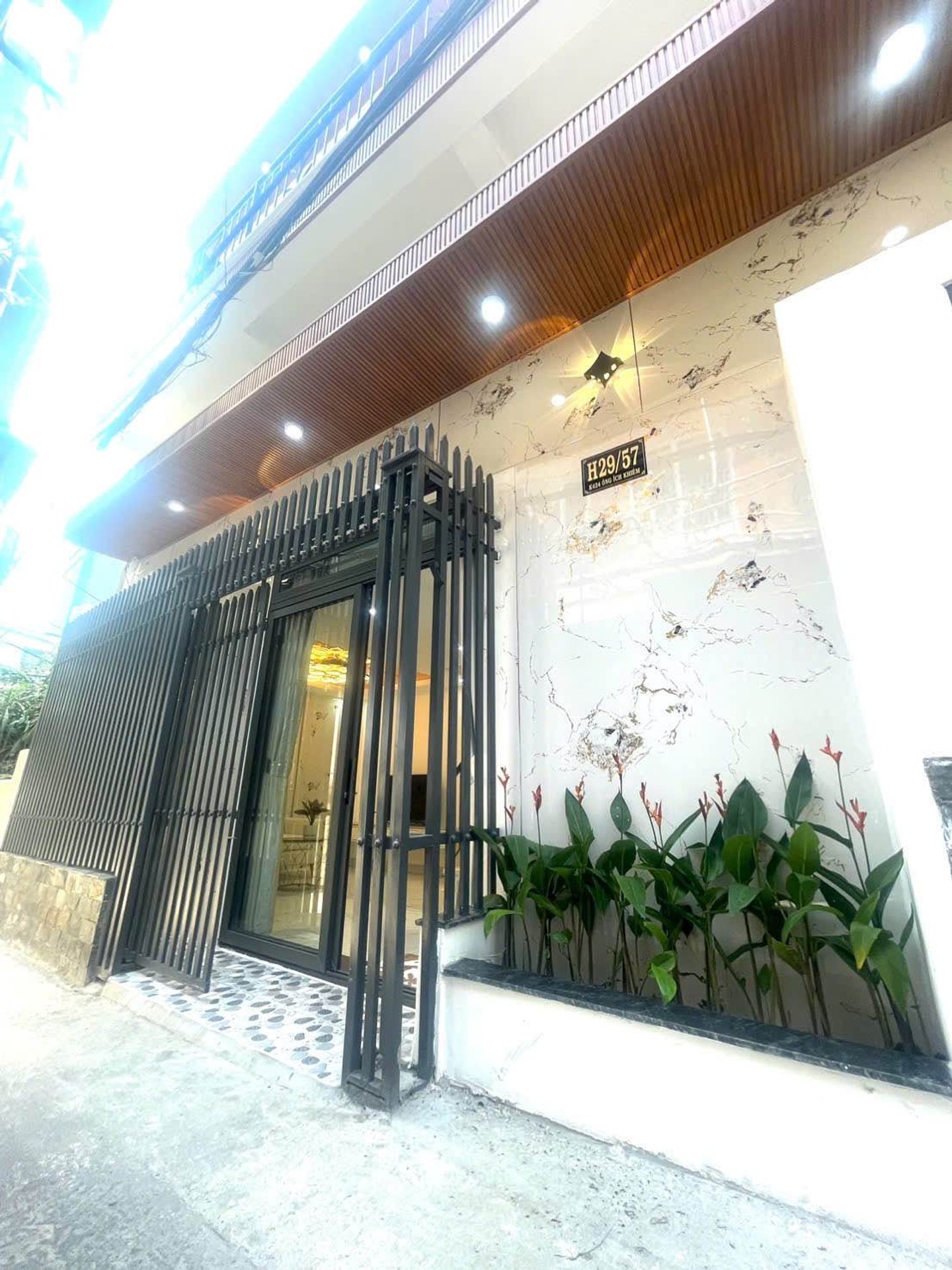 Cơ hội hiếm có sở hữu nhà 2,5 tầng rộng rãi tại khu vực Ông Ích Khiêm
