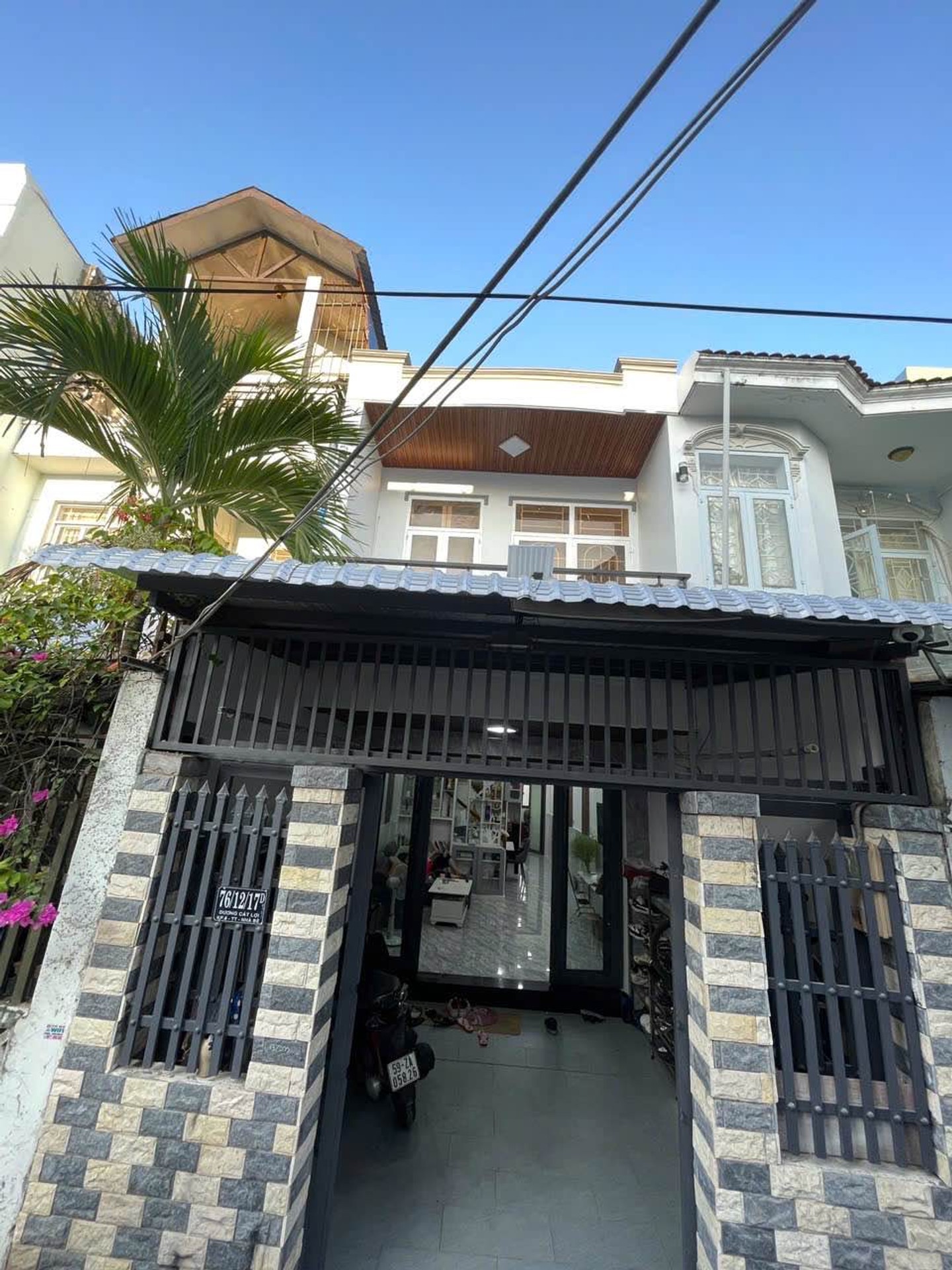 Nhà đẹp giá hời gần Quận 7, Sổ hồng riêng, 4 phòng ngủ