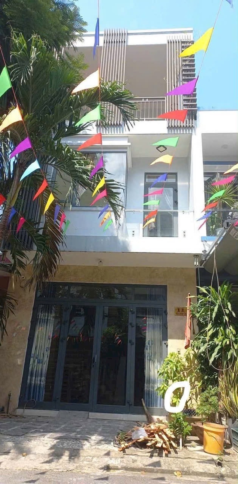 Nhà mặt phố 3 tầng, vị trí vàng Liên Chiểu