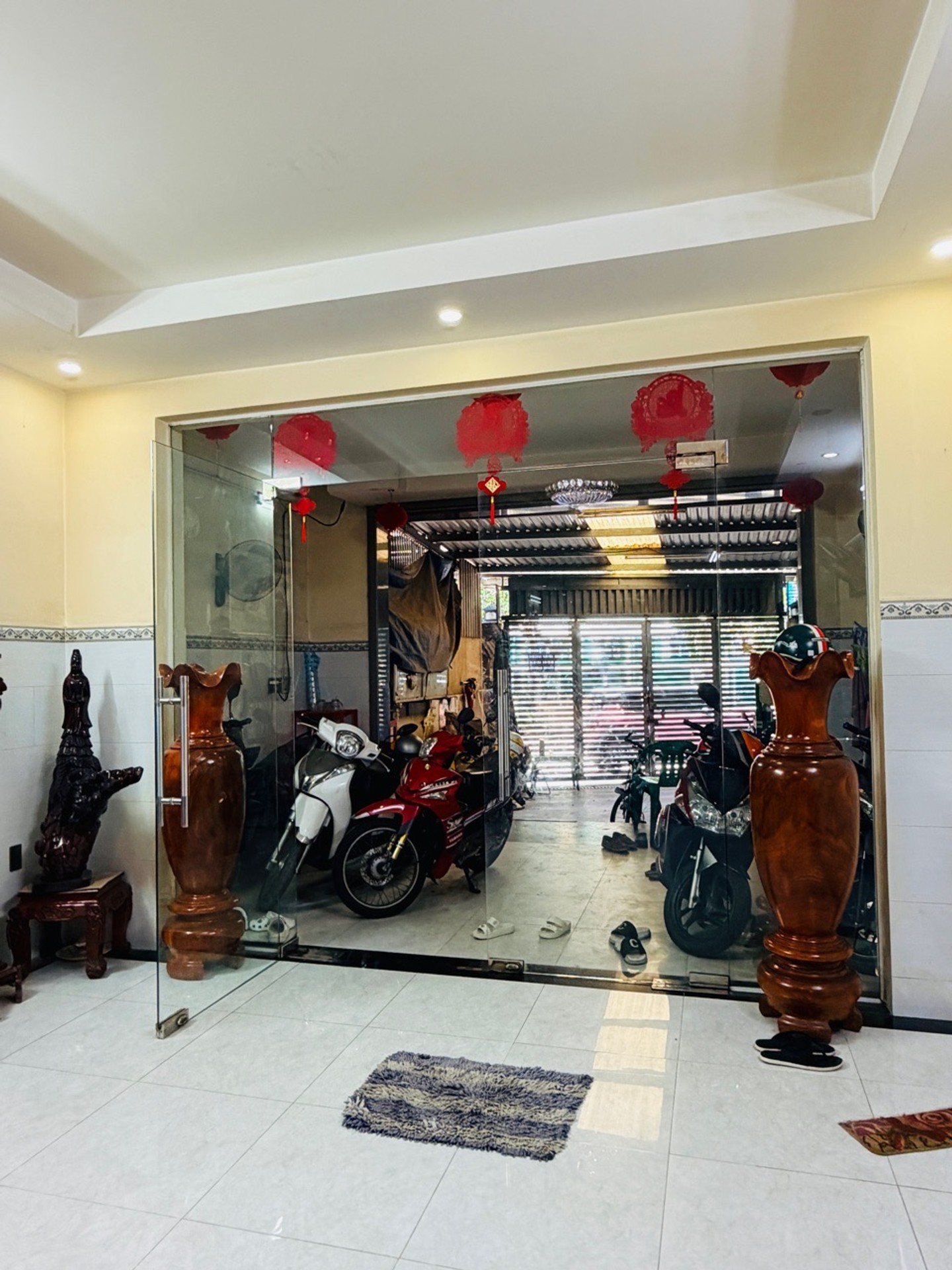 Nhà mặt tiền vip Bàu Cát kinh doanh cực đỉnh