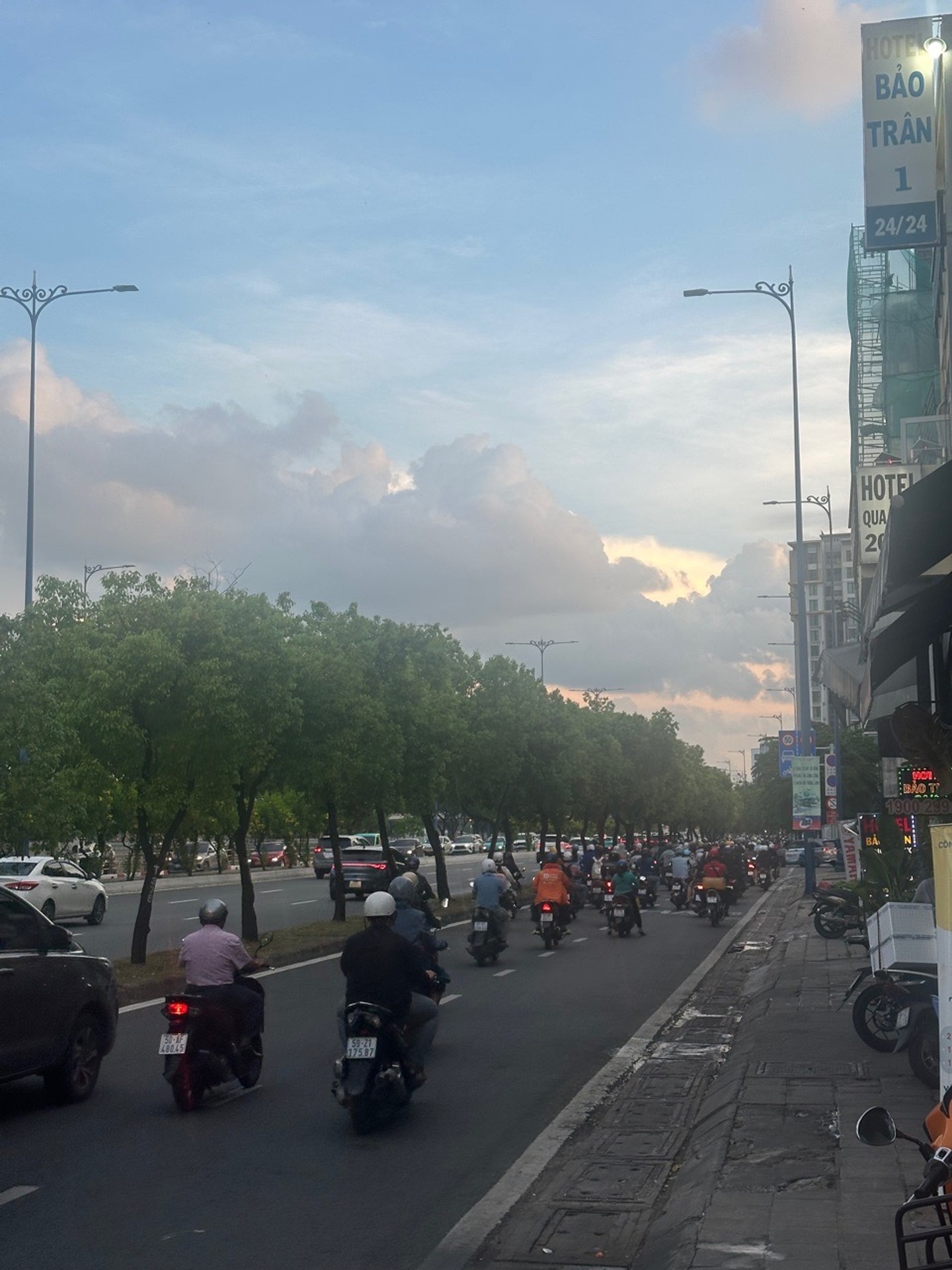 Nhà mặt phố đỉnh Võ Văn Kiệt, quỹ đất cực hiếm cho nhà đầu tư
