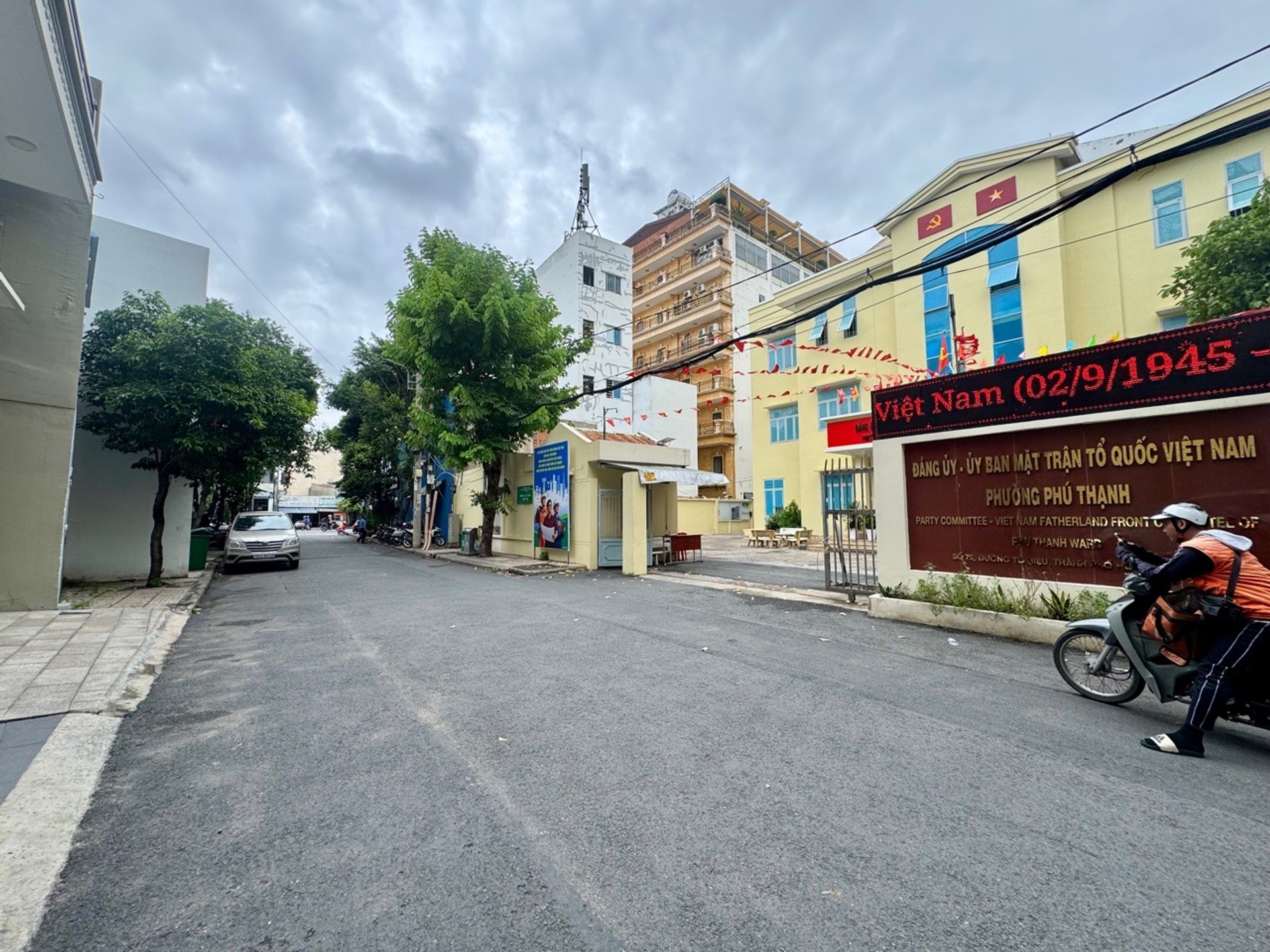 Căn hộ Tô Hiệu Đầm Sen, view thoáng, sống cực chất