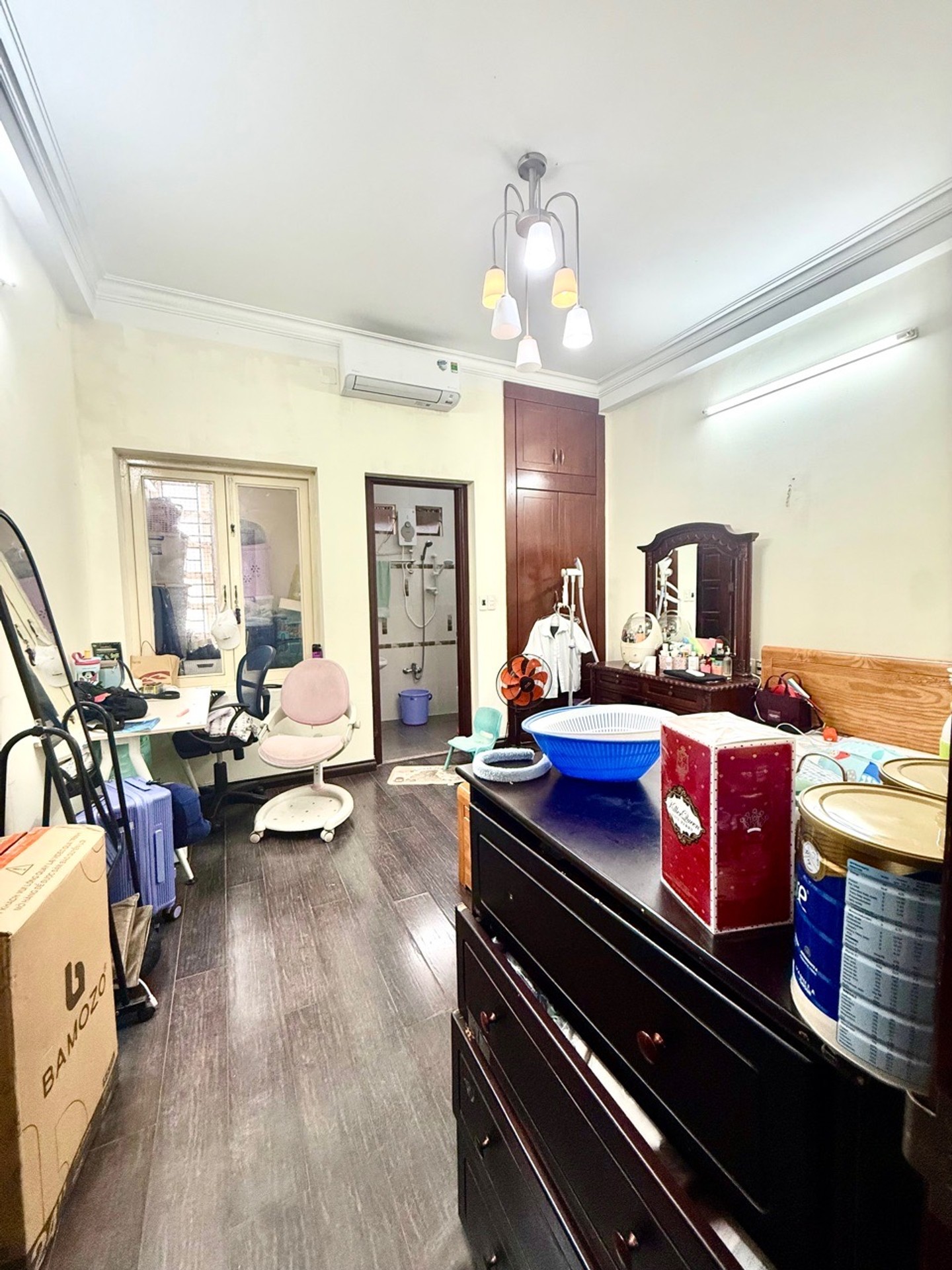 Bán nhà mặt phố 4 tầng 66.8m2 hướng Nam ở Tân Phú giá 11.5 tỷ