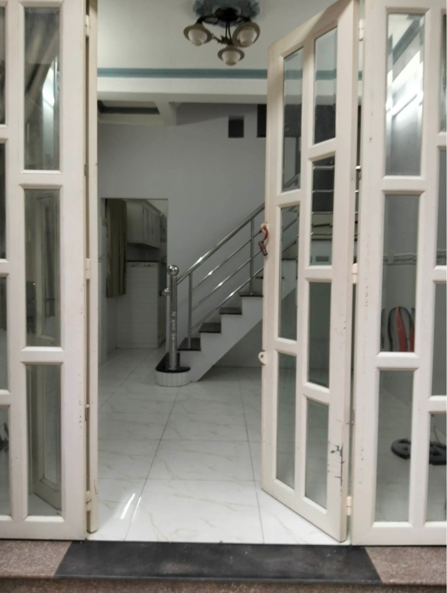 Bán nhà mặt phố 4 tầng phường Chánh Hưng giá 6,48 tỷ