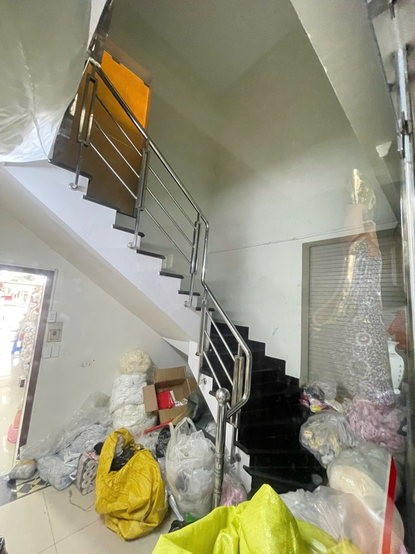 Nhà mặt tiền chợ Tân Bình - 2 mặt thoáng, dòng tiền khủng