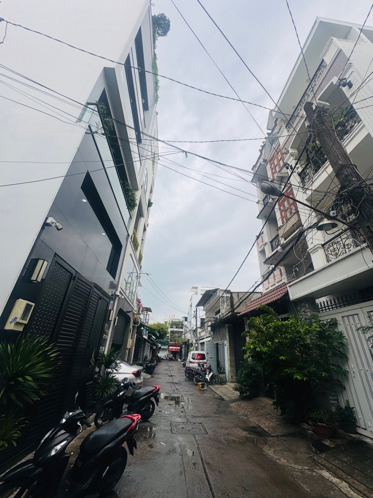 Bán nhà 2 tầng 5 phòng ngủ tại trung tâm Tân Phú, giá 7,5 tỷ