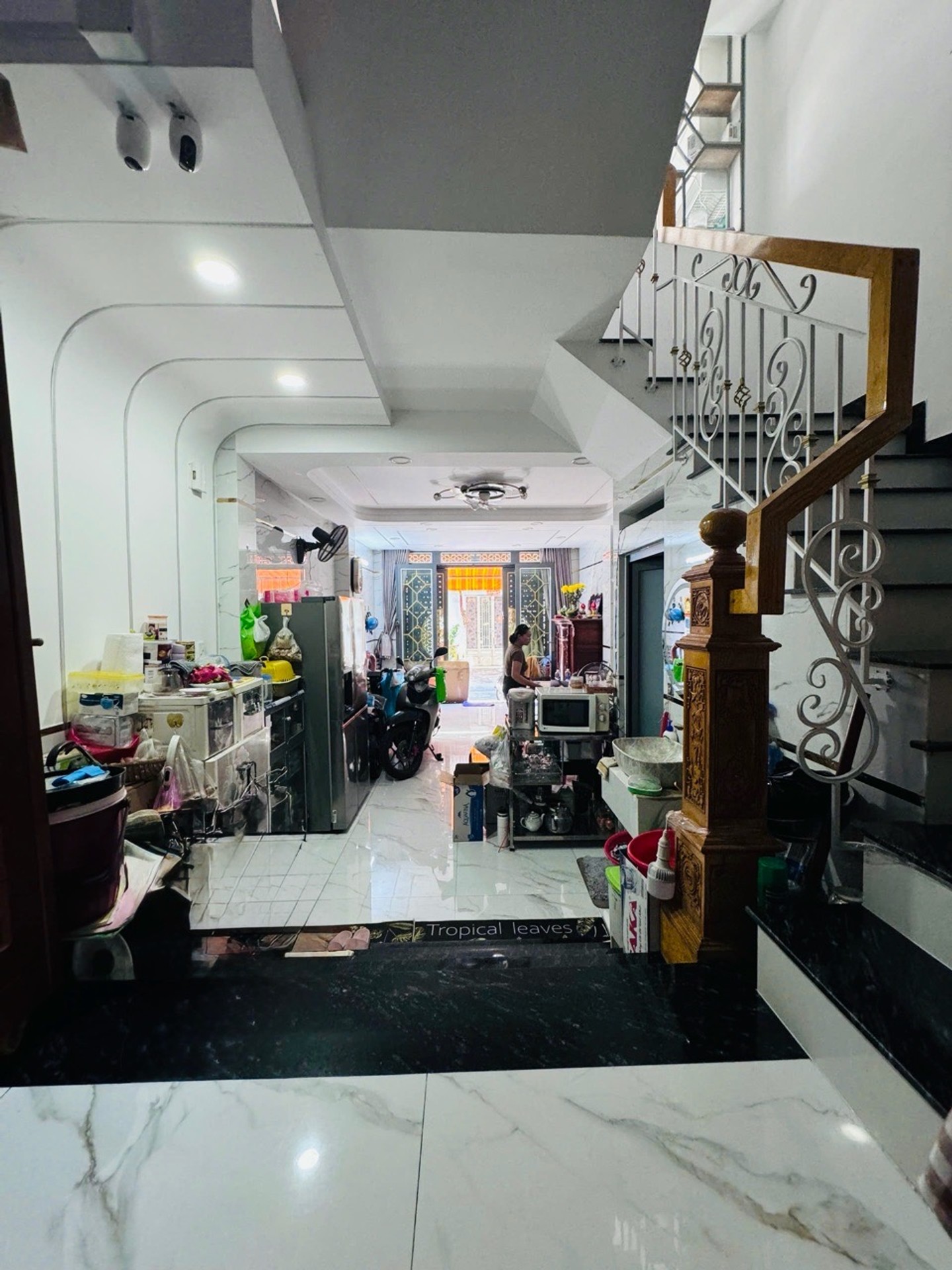 Cơ hội sở hữu nhà 5 tầng hiện đại tại Bình Tân, hẻm rộng thoáng giá tốt